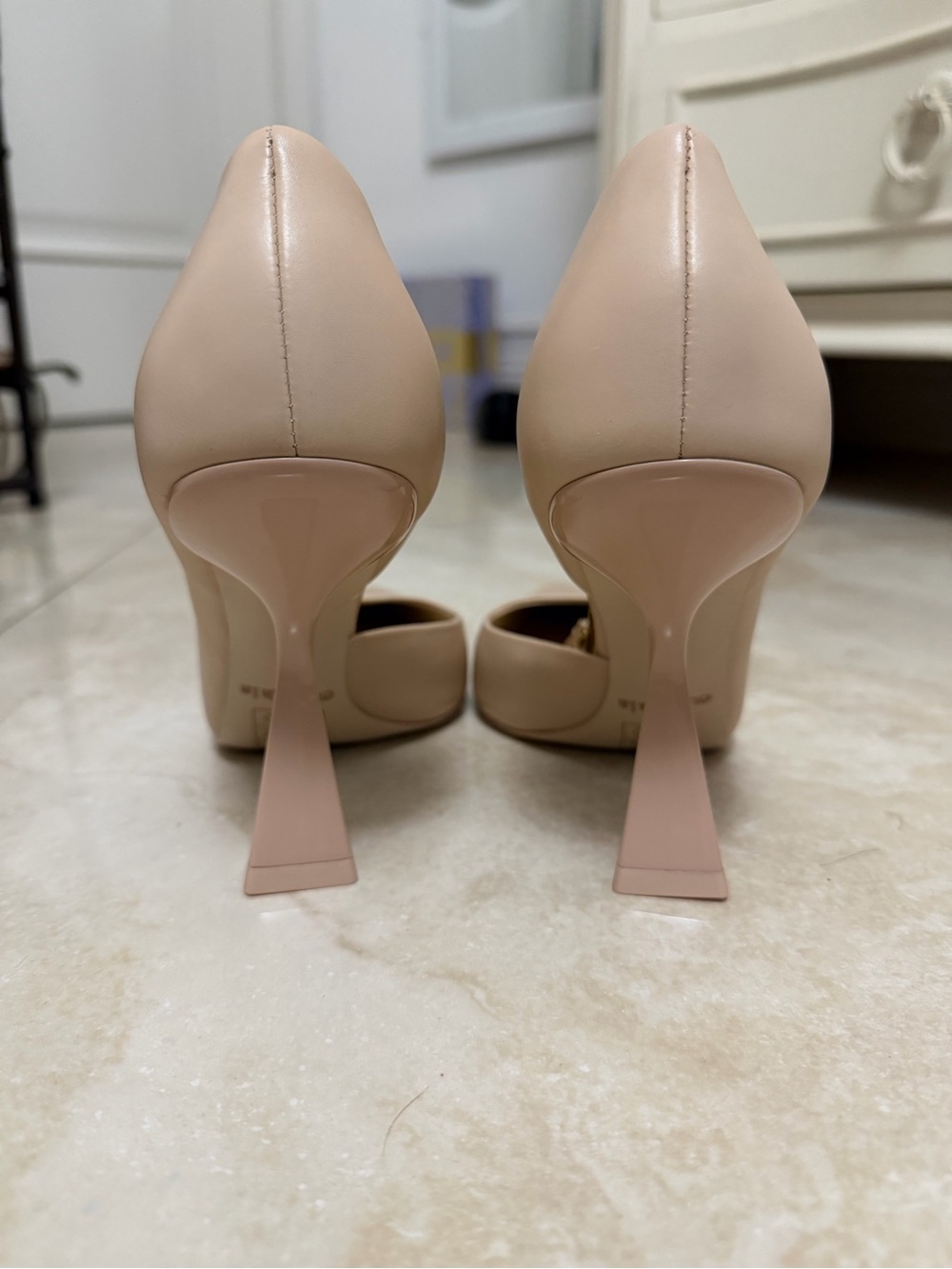 cult gaia Nude Pointed Toe Heels with Gold Chain Detail 38 - Picture 7 of 9